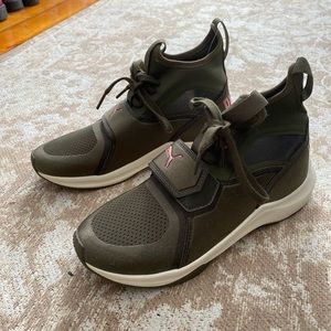 Puma Sneakers NWT